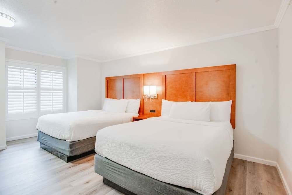 Ramada by Wyndham Mountain View