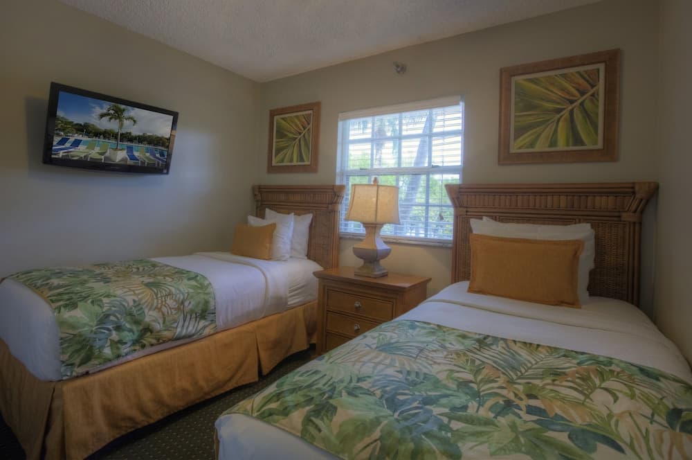 Ocean Pointe Suites at Key Largo