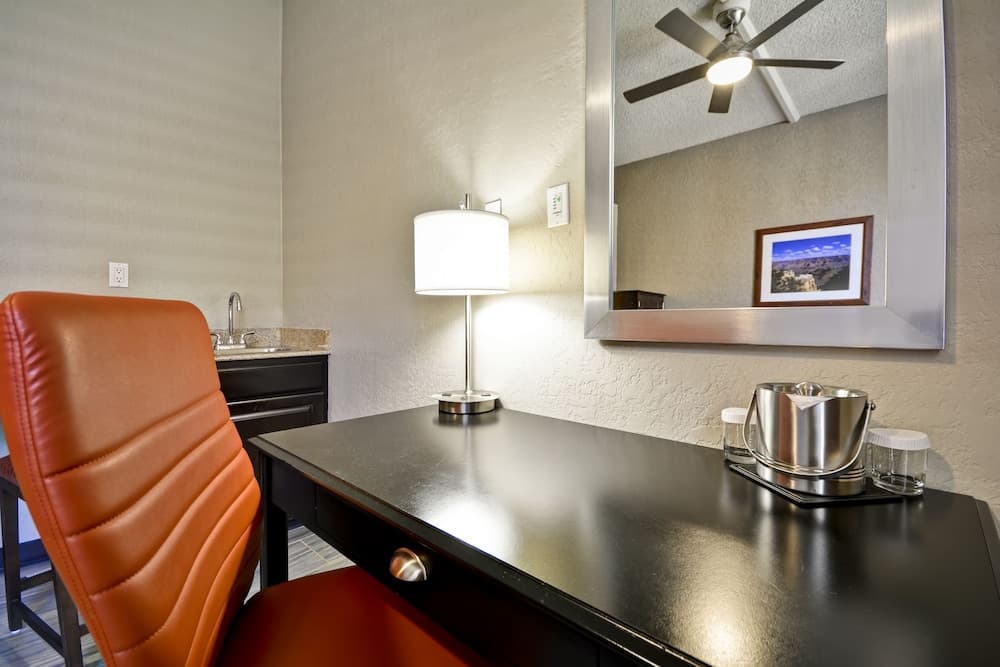 DoubleTree by Hilton Phoenix North