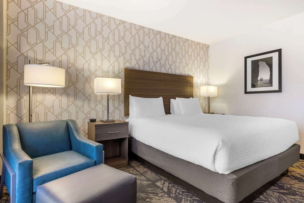 Best Western Plus Bayside Inn