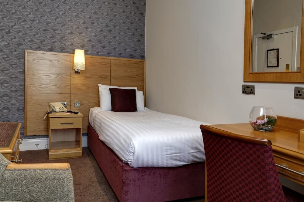 Best Western Kings Manor Hotel