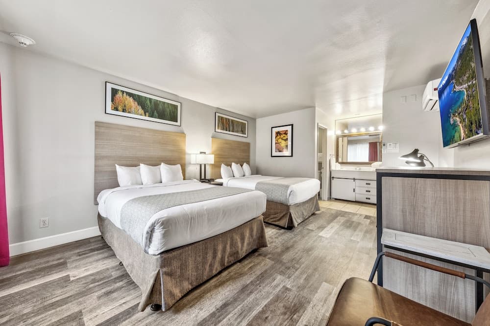 Forest Suites Resort at Heavenly Village