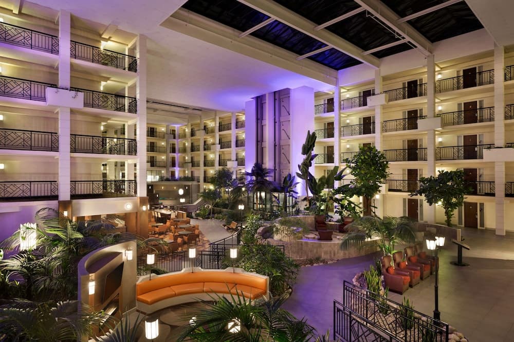 Embassy Suites by Hilton Piscataway Somerset