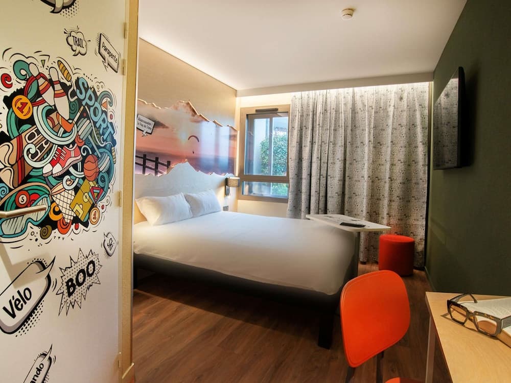 ibis Styles Clermont Ferrand Le Brezet Aeroport