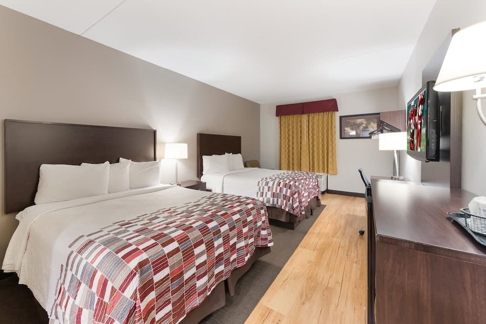 Red Roof Inn & Suites Columbus - West Broad