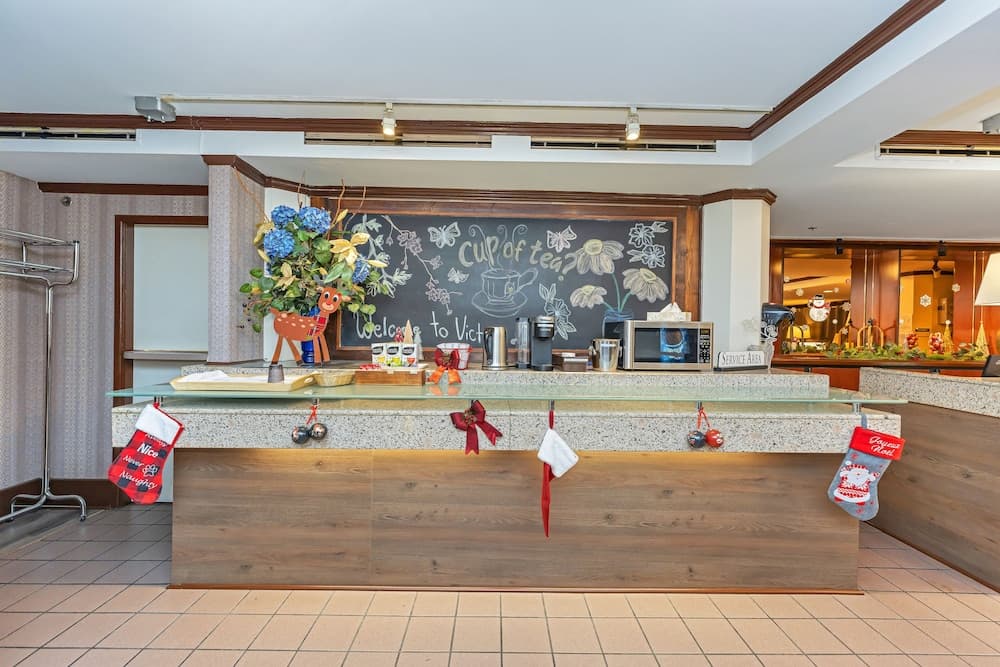 Bedford Regency Hotel