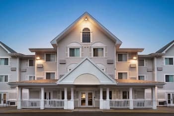 Travelodge Suites by Wyndham Moncton