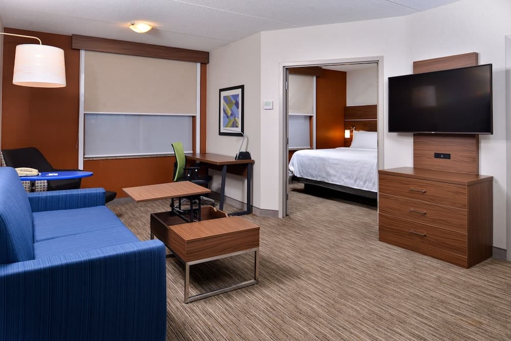 Holiday Inn Express & Suites Buffalo Downtown - Medical CTR by IHG