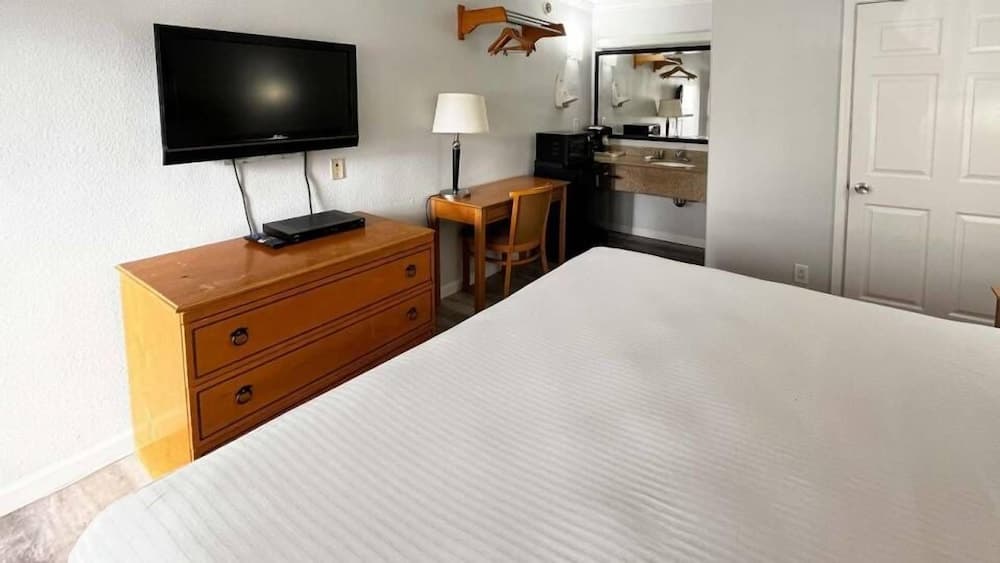 Motel 6 San Francisco, CA - Lombard Street