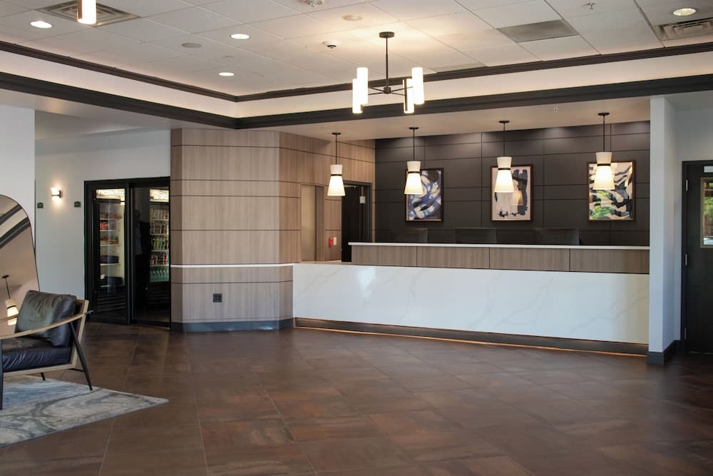 Wyndham Bloomington - Mall of America