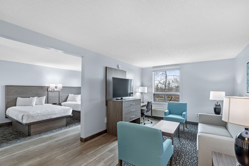 Emerald Hotel & Suites