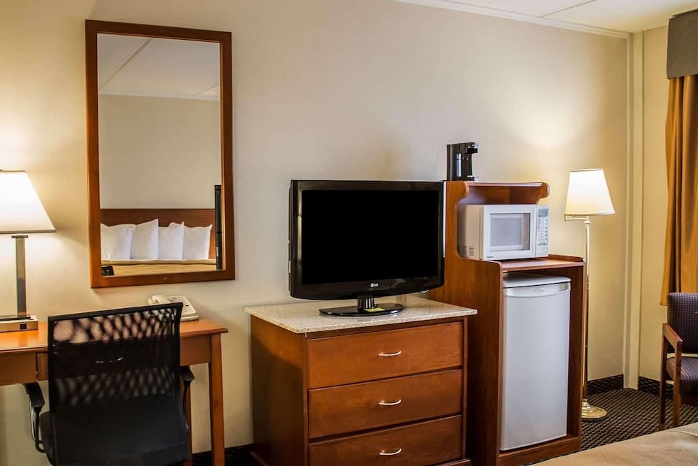 Baymont by Wyndham Youngstown