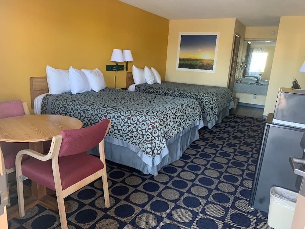 Days Inn by Wyndham Byron