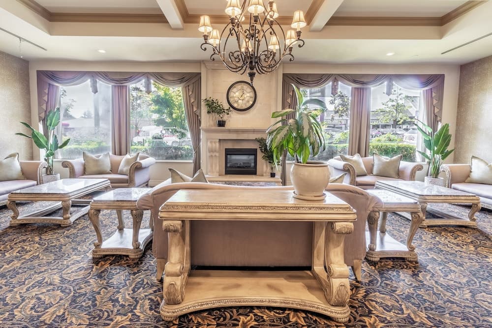 Atrium Hotel Vancouver