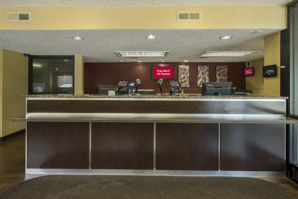 Red Roof Inn PLUS+ Wilmington - Newark