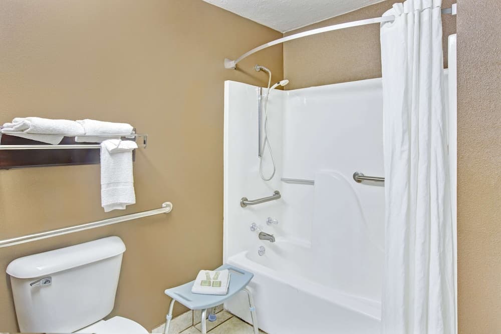 Super 8 by Wyndham Gaffney