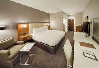 DoubleTree by Hilton Hotel Nanuet