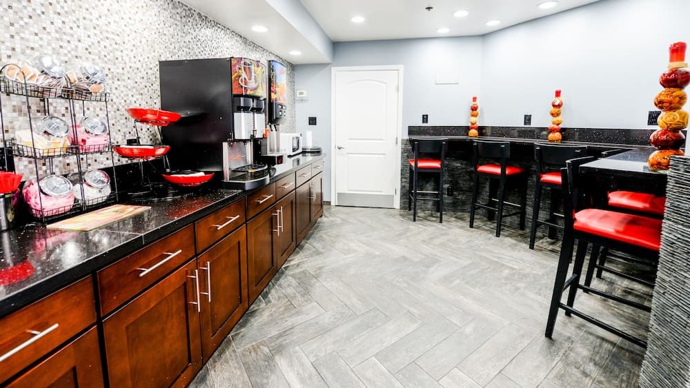 Hollywood Inn Express LAX