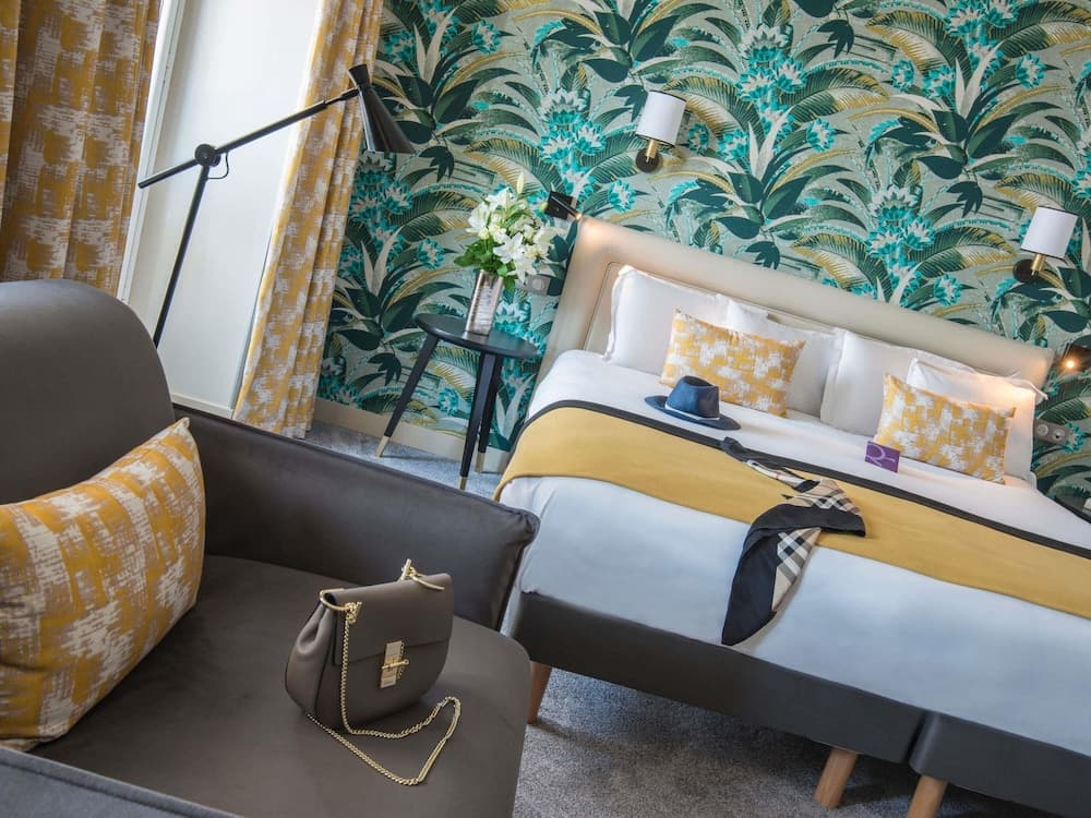 Mercure Nice Marche aux Fleurs