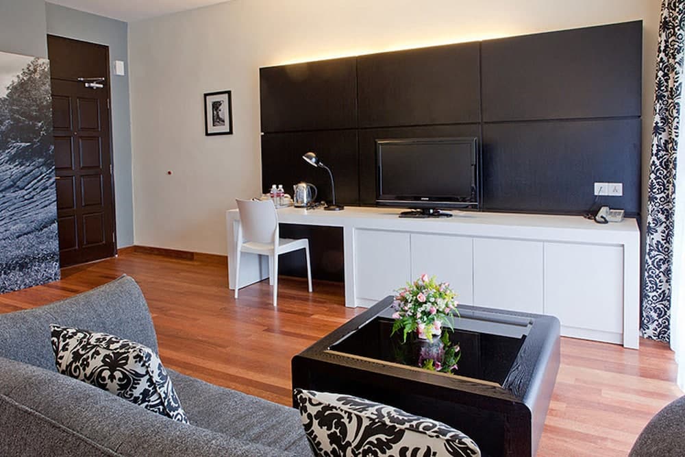 Strawberry Park Resort