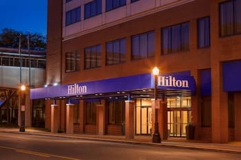 Hilton Fort Wayne at the Grand Wayne Convention Center