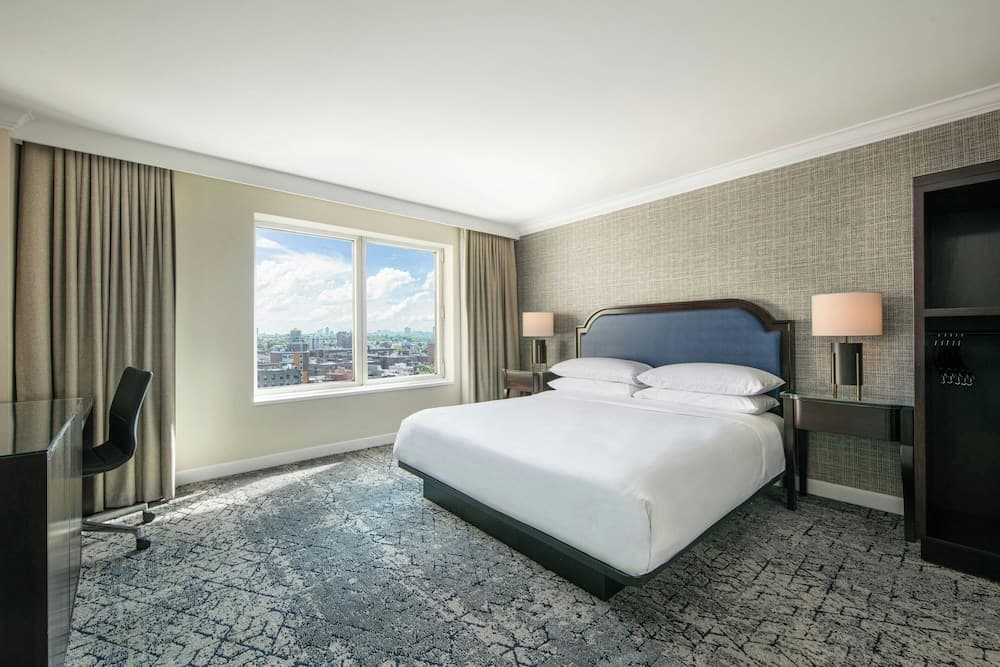 Sheraton LaGuardia East Hotel