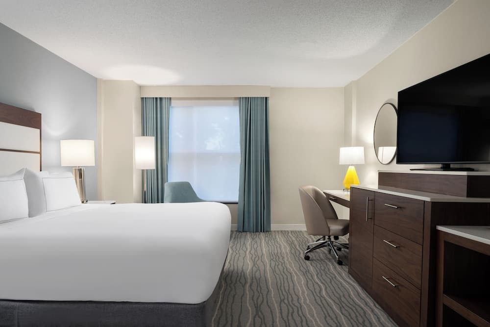 Doubletree by Hilton Hotel Norfolk Airport