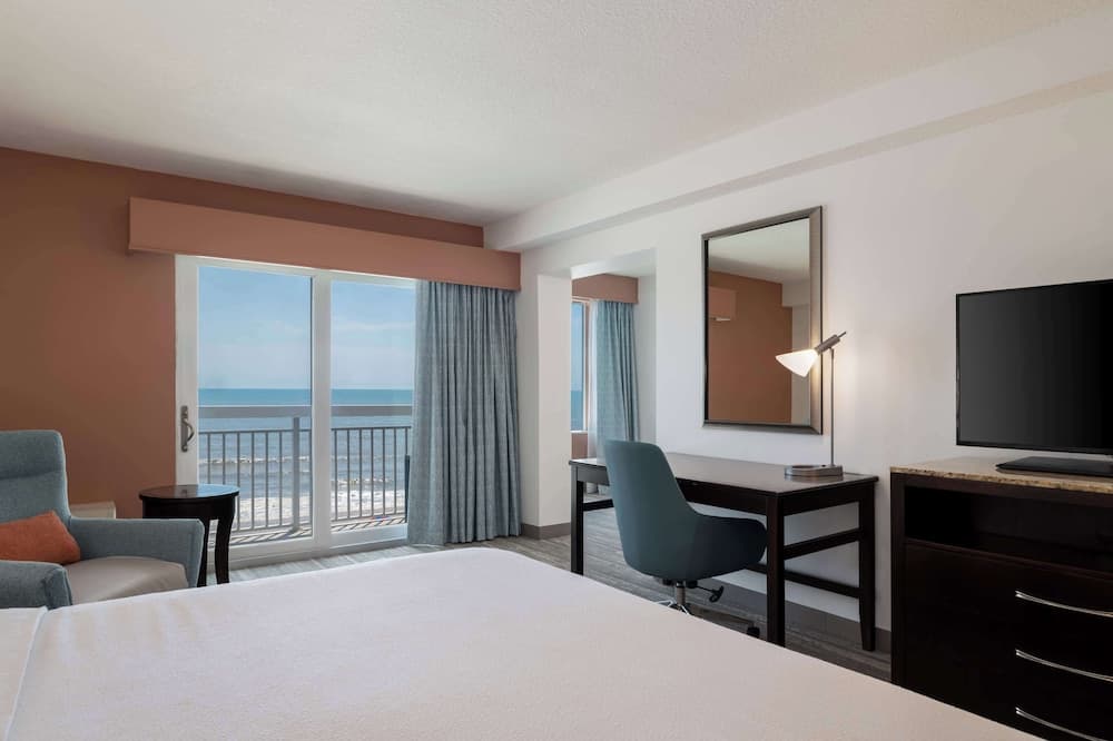 Hilton Garden Inn Daytona Beach Oceanfront