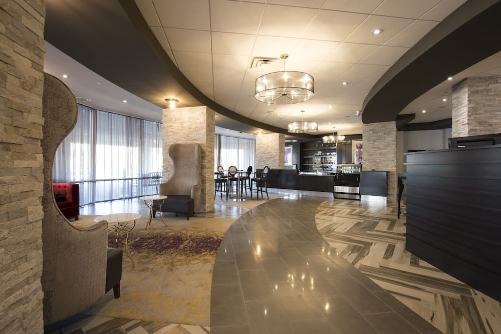 Crowne Plaza Saddle Brook by IHG