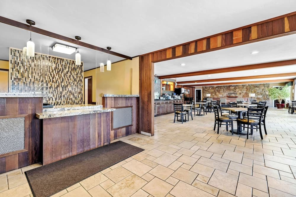 Best Western Vista Manor Lodge