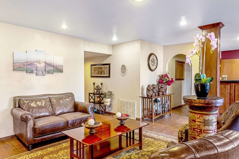 Quality Inn Three Rivers