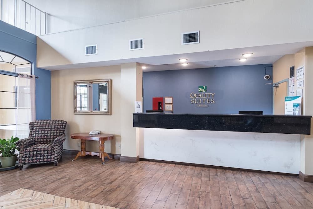 Quality Suites Temple I-35