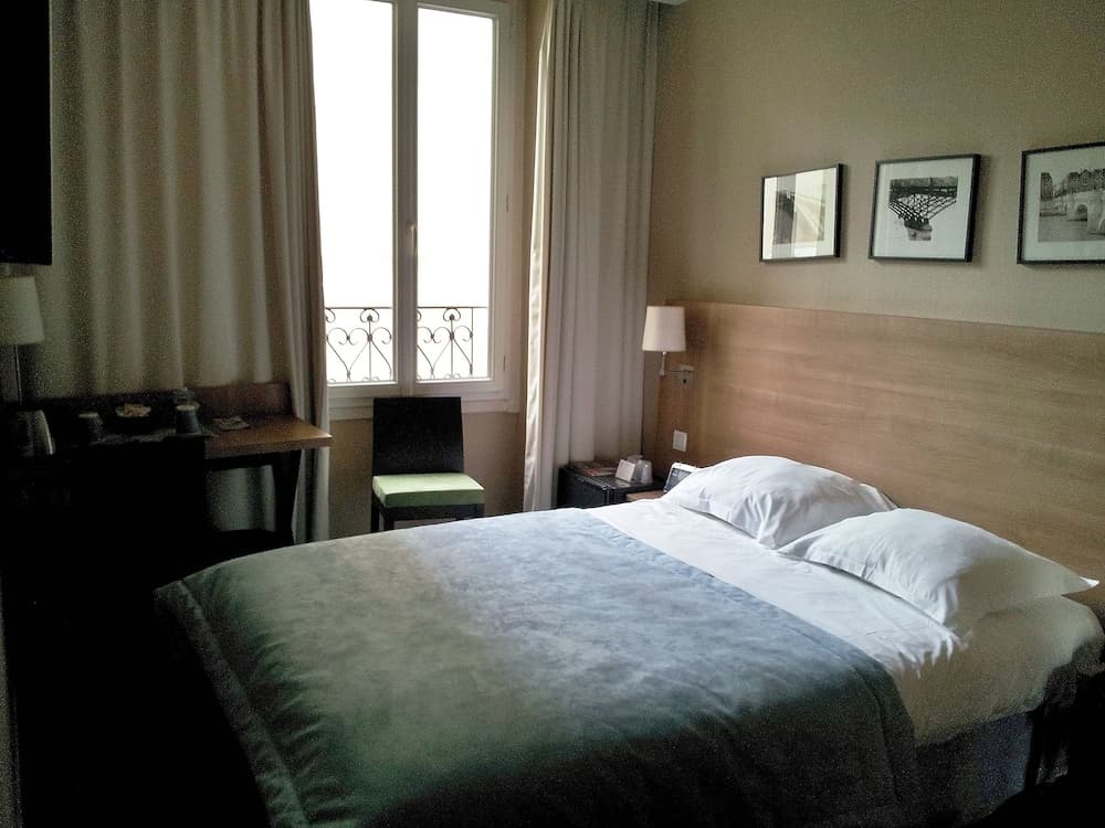 Best Western Rives de Paris La Defense