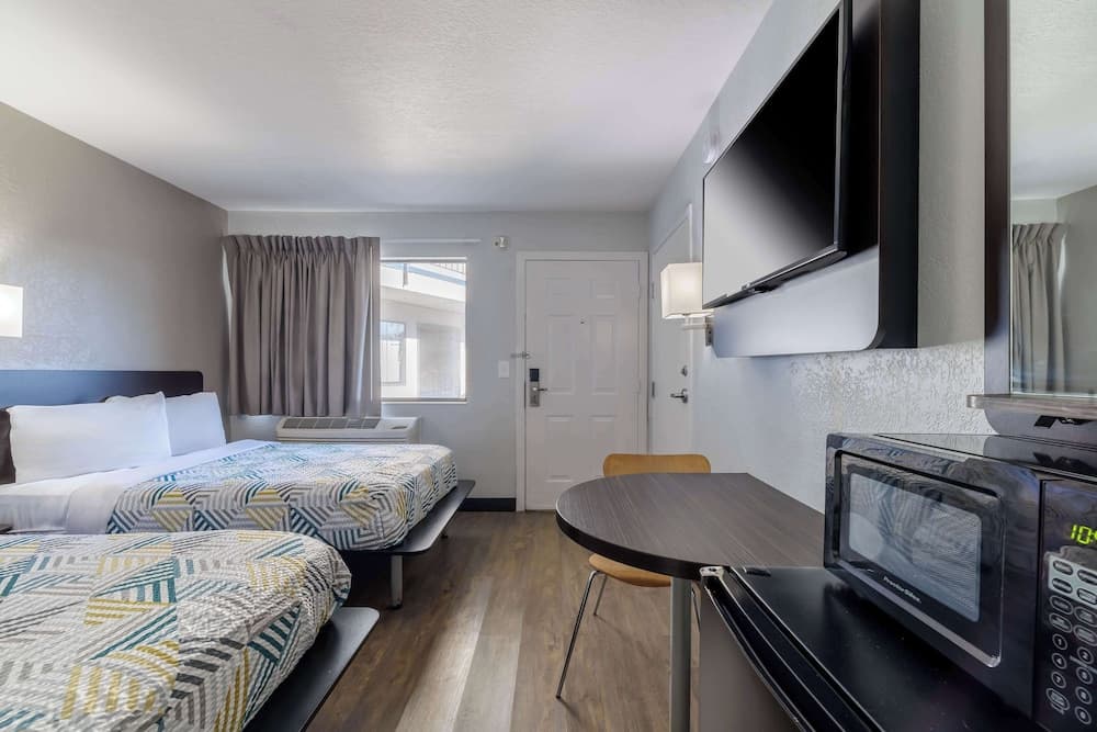 Motel 6 Elizabethtown, KY