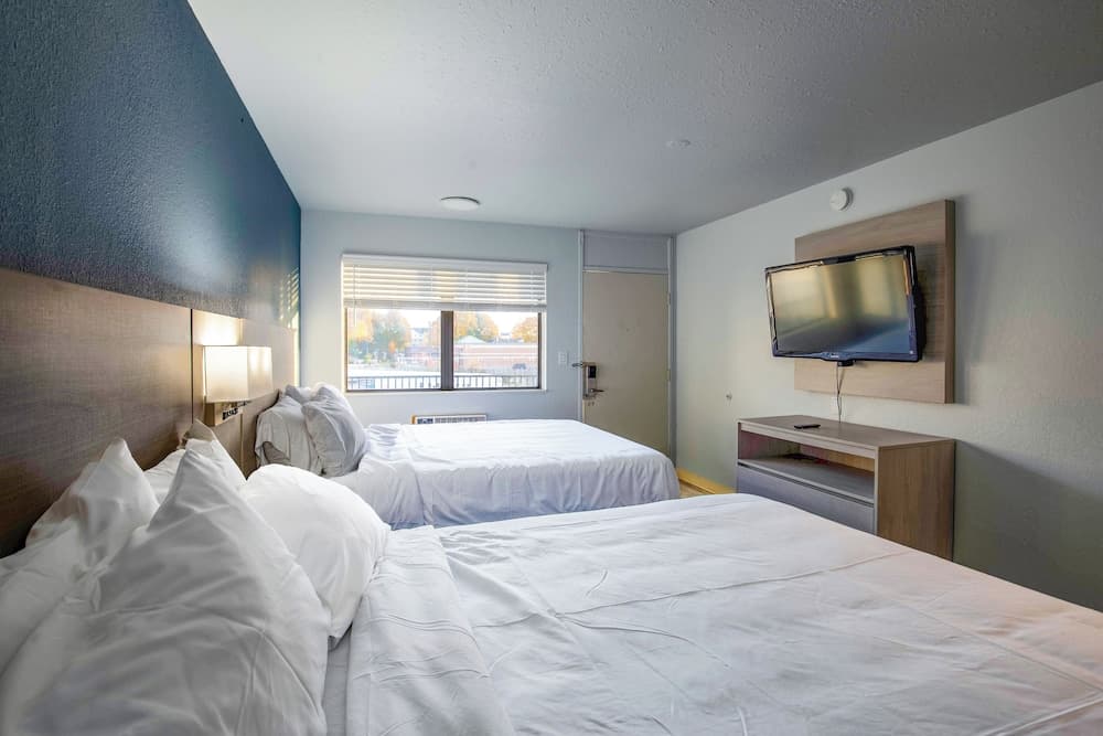 Suburban Studios South Bend Notre Dame Area