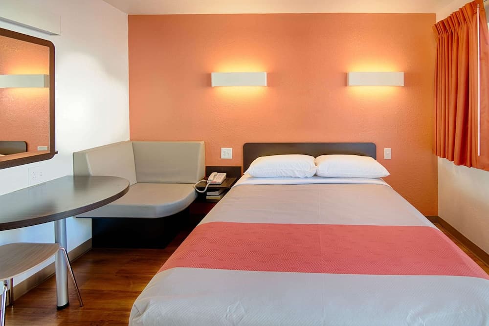 Motel 6 Mammoth Lakes, CA