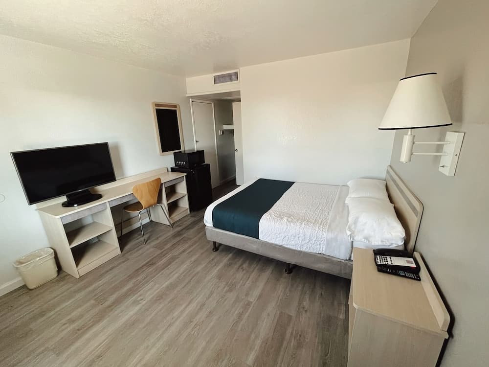 Motel 6 Holbrook, AZ