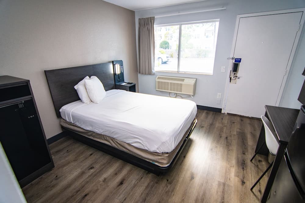 Motel 6 Kissimmee, FL - Orlando