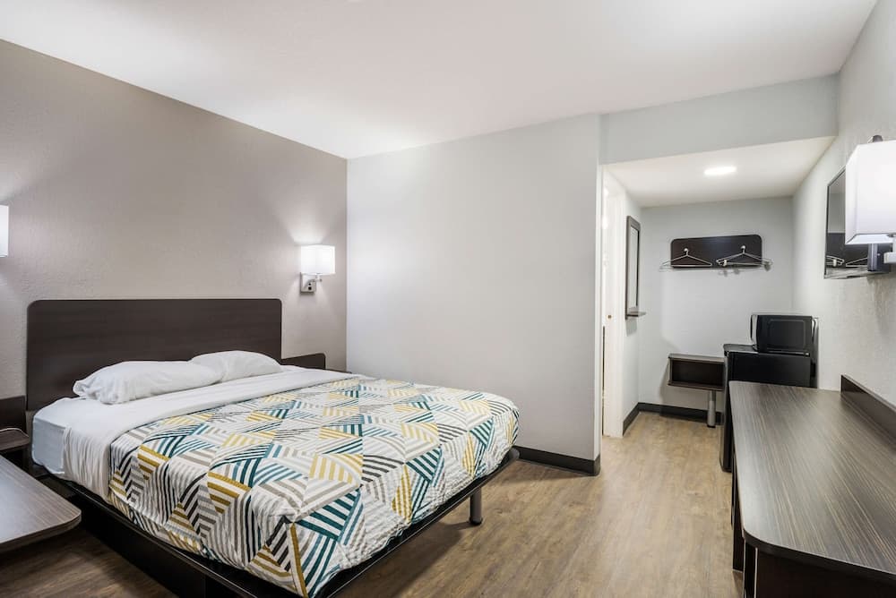 Motel 6 Sandston, VA - Richmond, Va