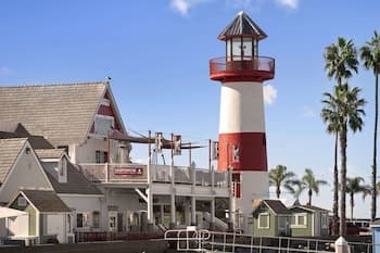 Days Inn by Wyndham Oceanside