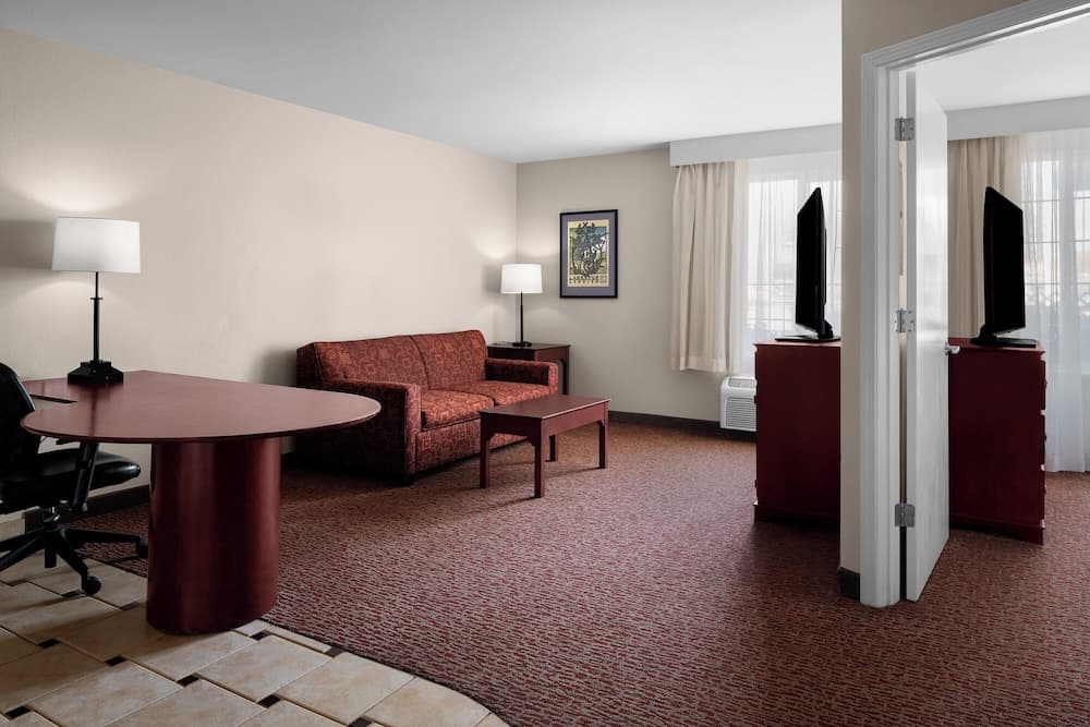 Larkspur Landing Extended Stay Suites Sacramento