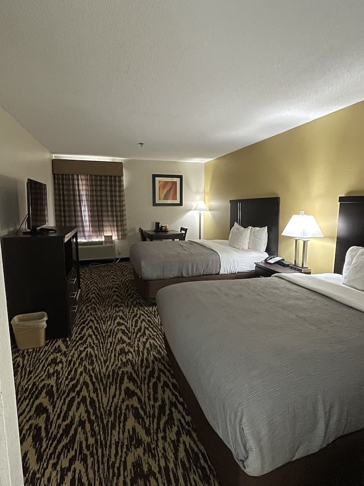 Quality Inn & Suites Clemmons I-40