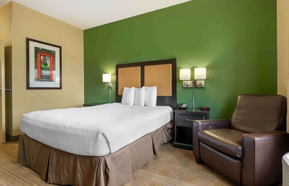 Extended Stay America Select Suites Chicago O'Hare
