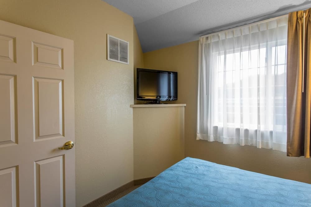 MainStay Suites Brentwood-Nashville