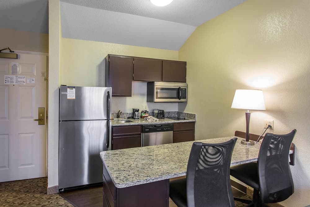 MainStay Suites Brentwood-Nashville