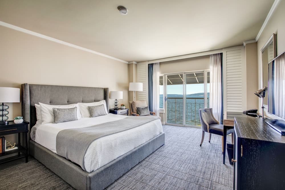 The Woodmark Hotel & Still Spa on Lake Washington