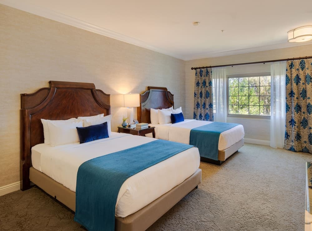 Ayres Suites Diamond Bar