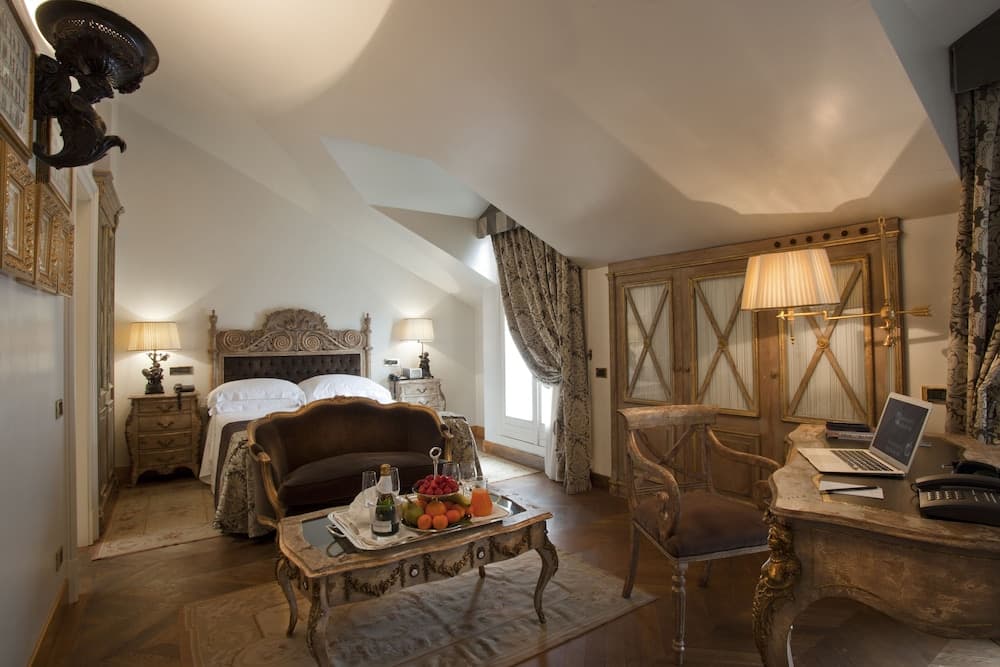 Hotel de la Ville - Small Luxury Hotels of the World