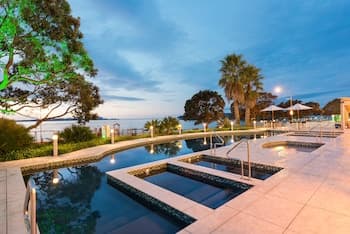 Paihia Beach Resort & Spa Hotel