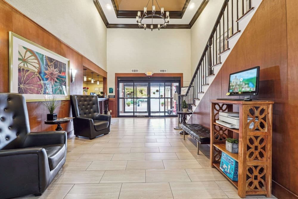 Quality Inn & Suites Dawsonville